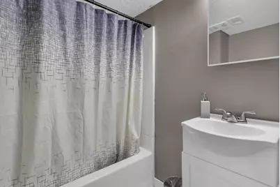 4746 W Roundtable Rd S, West Valley, UT 84120 - Photo 20