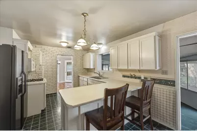 376 S 400 E, Orem, UT 84097 - Photo 12