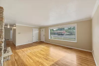 376 S 400 E, Orem, UT 84097 - Photo 6