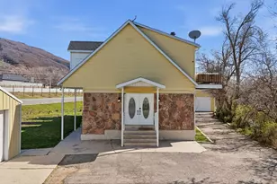 1202 E Mutton Hollow Rd, Kaysville, UT 84037 - Photo 32