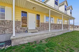 1202 E Mutton Hollow Rd, Kaysville, UT 84037 - Photo 1