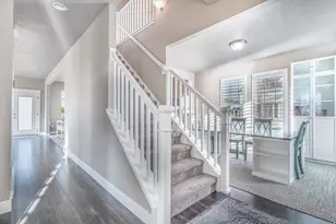 356 N Apple Leaf Ave, Kaysville, UT 84037 - Photo 4