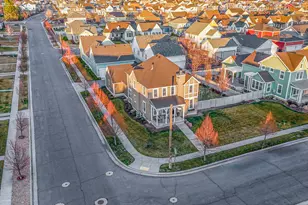 356 N Apple Leaf Ave, Kaysville, UT 84037 - Photo 36