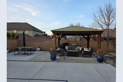 211 E Swallowtail Ln, Washington, UT 84780 - Photo 28