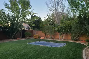 211 E Swallowtail Ln, Washington, UT 84780 - Photo 34