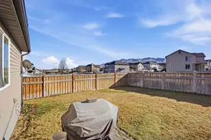 4636 E Jimmy Ln, Eagle Mountain, UT 84005 - Photo 38