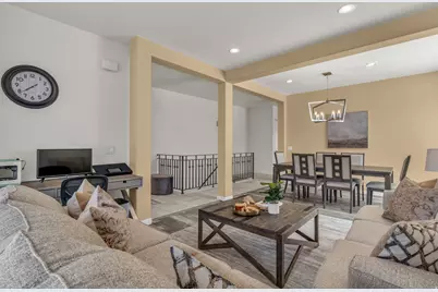 2158 E Bald Eagle Ct S, Draper, UT 84020 - Photo 6