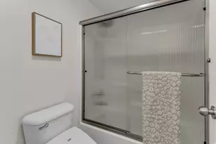 2158 E Bald Eagle Ct S, Draper (UT Cnty), UT 84020 - Photo 38