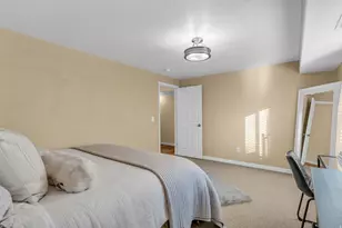2158 E Bald Eagle Ct S, Draper (UT Cnty), UT 84020 - Photo 32