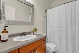 2158 E Bald Eagle Ct S, Draper (UT Cnty), UT 84020 - Photo 28
