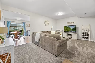 2464 N Charleston Ave, Harrisville, UT 84414 - Photo 8