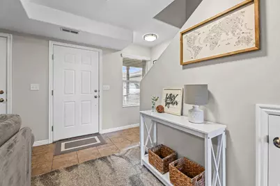 2464 N Charleston Ave, Harrisville, UT 84414 - Photo 2