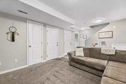 2464 N Charleston Ave, Harrisville, UT 84414 - Photo 10