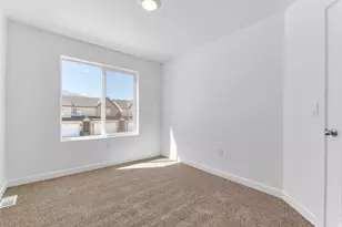 1876 E Albion Dr, Salem, UT 84653 - Photo 8