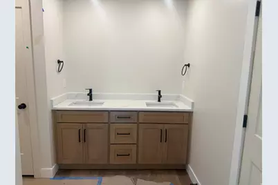 653 E Ryegrass Dr #305, Eagle Mountain, UT 84005 - Photo 8