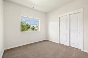 203 E Jordan Ridge Blvd, Saratoga Springs, UT 84045 - Photo 18
