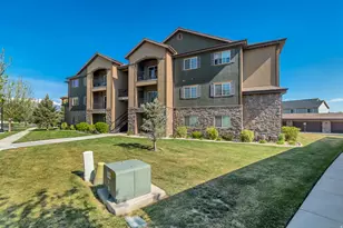 203 E Jordan Ridge Blvd, Saratoga Springs, UT 84045 - Photo 10