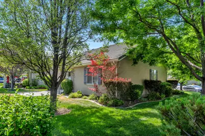 4568 W Temple Shadows Dr, Cedar Hills, UT 84062 - Photo 28