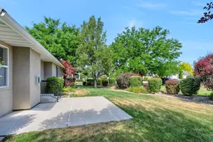 4568 W Temple Shadows Dr, Cedar Hills, UT 84062 - Photo 38