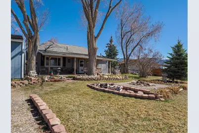 590 E 200 S, Mount Pleasant, UT 84647 - Photo 2