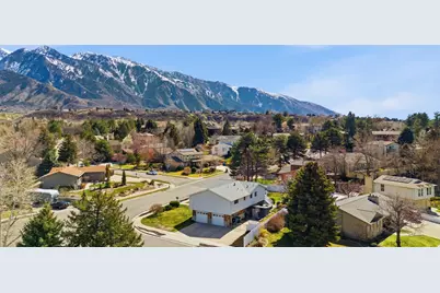 2853 E Willow Dr, Sandy, UT 84093 - Photo 44