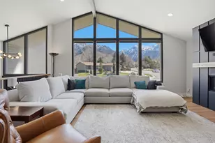 2853 E Willow Hills Dr, Sandy, UT 84093 - Photo 2