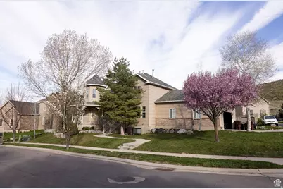 7532 N Castle Rock Rd E, Eagle Mountain, UT 84005 - Photo 2