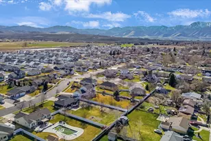 751 E 440 S, Hyrum, UT 84319 - Photo 48