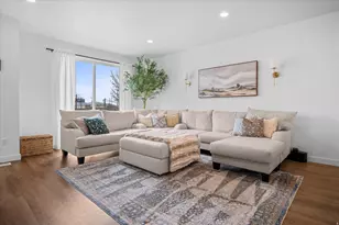 464 E Alice Wy, Layton, UT 84041 - Photo 1