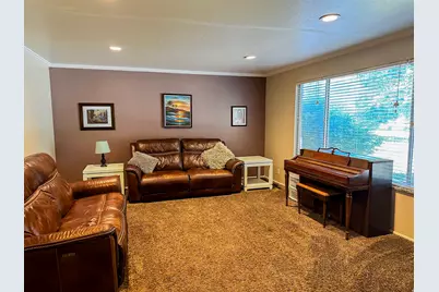 1424 N 1640 E, Logan, UT 84341 - Photo 4