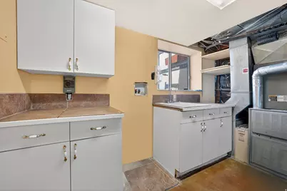 1290 Oakridge Dr, Centerville, UT 84014 - Photo 30