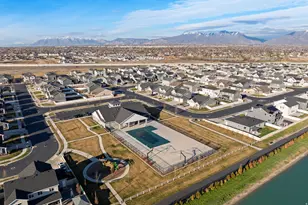 1614 W Parkview Dr, Syracuse, UT 84075 - Photo 52