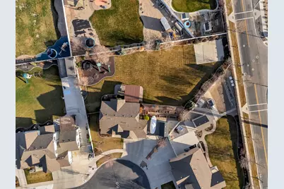 326 W Shoreline Ct, Vineyard, UT 84059 - Photo 58