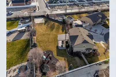 326 W Shoreline Ct, Vineyard, UT 84059 - Photo 4