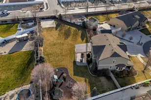 326 W Shoreline Ct, Vineyard, UT 84059 - Photo 4