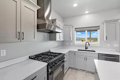 791 W 20 N, Hyrum, UT 84319 - Photo 26