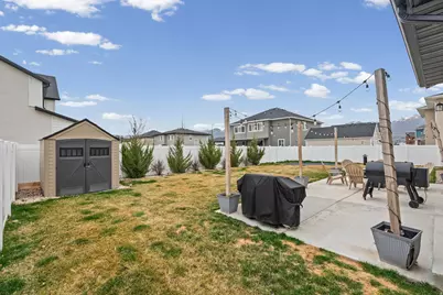 1844 W 2135 S, Woods Cross, UT 84087 - Photo 32