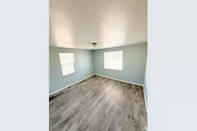 245 N 100 W, Vernal, UT 84078 - Photo 6