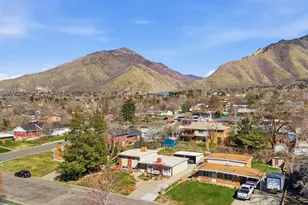 4151 S 3100 E, Holladay, UT 84124 - Photo 38