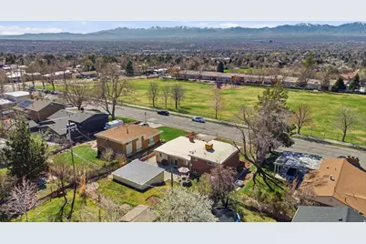 4151 S 3100 E, Holladay, UT 84124 - Photo 42