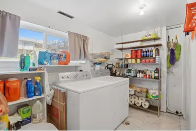 4151 S 3100 E, Holladay, UT 84124 - Photo 30