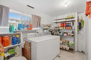 4151 S 3100 E, Holladay, UT 84124 - Photo 30