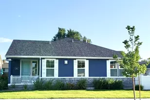 2162 W Kimber Ln, Riverton, UT 84065 - Photo 2