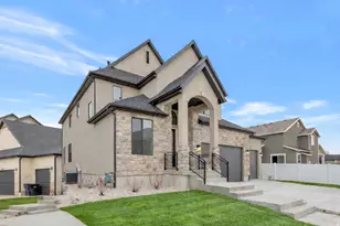 2132 N 725 W, Centerville, UT 84014 - Photo 2