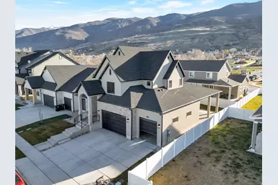 2132 N 725 W, Centerville, UT 84014 - Photo 42