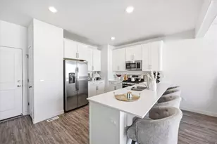 1010 W Lapis Fields Way, Bluffdale, UT 84065 - Photo 14