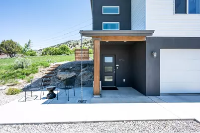 1156 Circle View Dr, Logan, UT 84341 - Photo 8