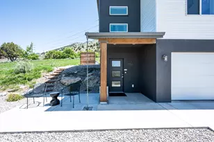 1156 Circle View Dr, Logan, UT 84341 - Photo 8