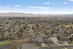 1156 Circle View Dr, Logan, UT 84341 - Photo 4