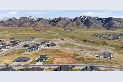78 S 1000 E #115, Hyde Park, UT 84318 - Photo 2